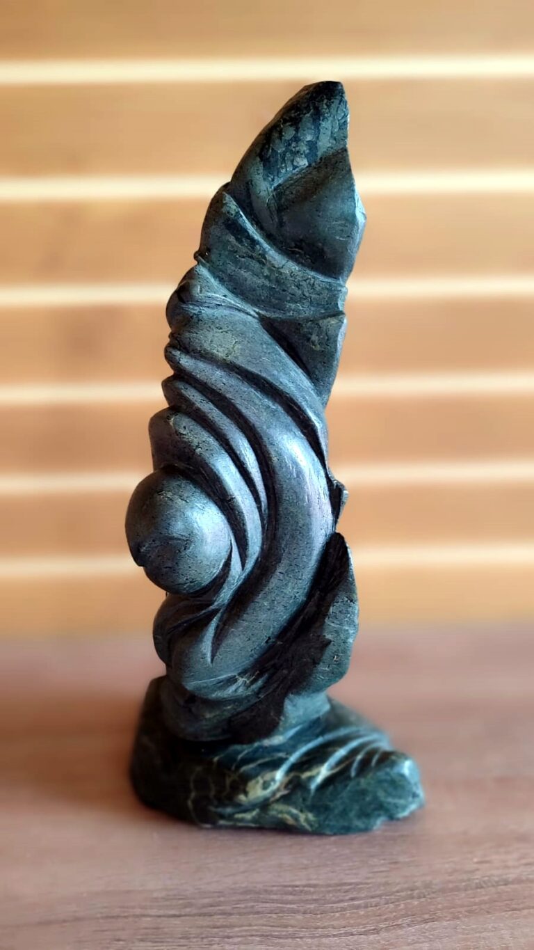 Totemul umanității – Statuie sculptata 8